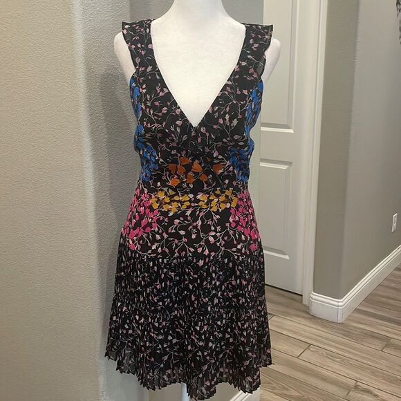 Saloni Amy Floral Print Silk Mini Dress Woman’s Size 2 - Picture 1 of 6